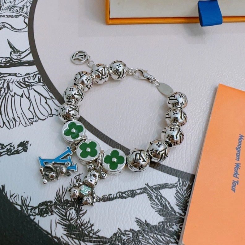 Affordable LX Necklaces 308524