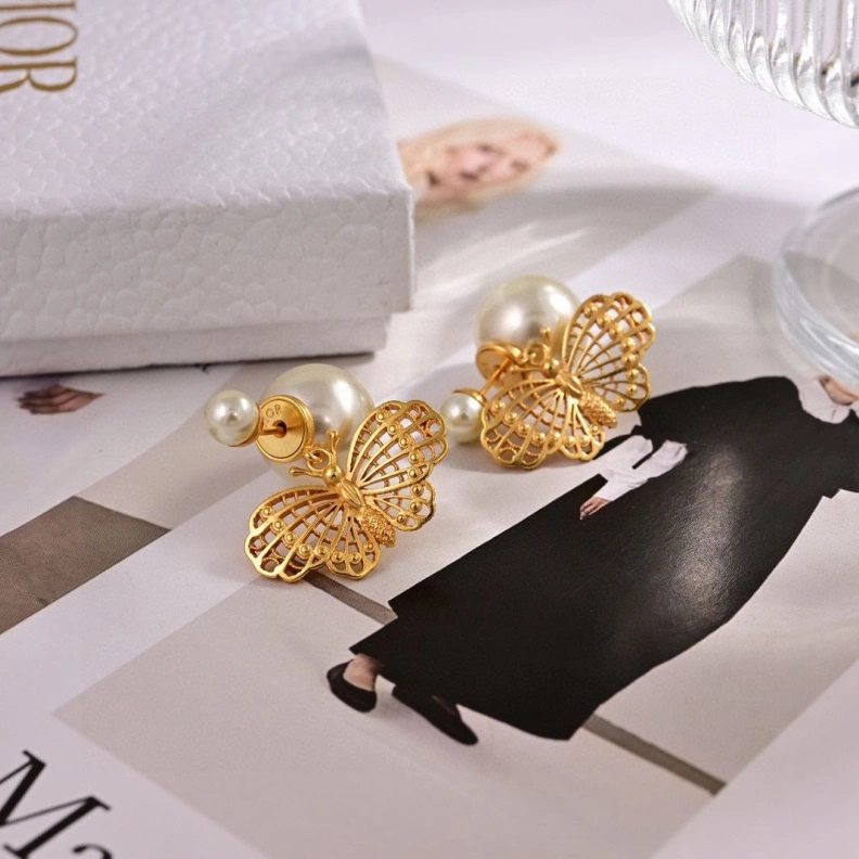 WellDesigned Christian Dxxr Earrings 293860