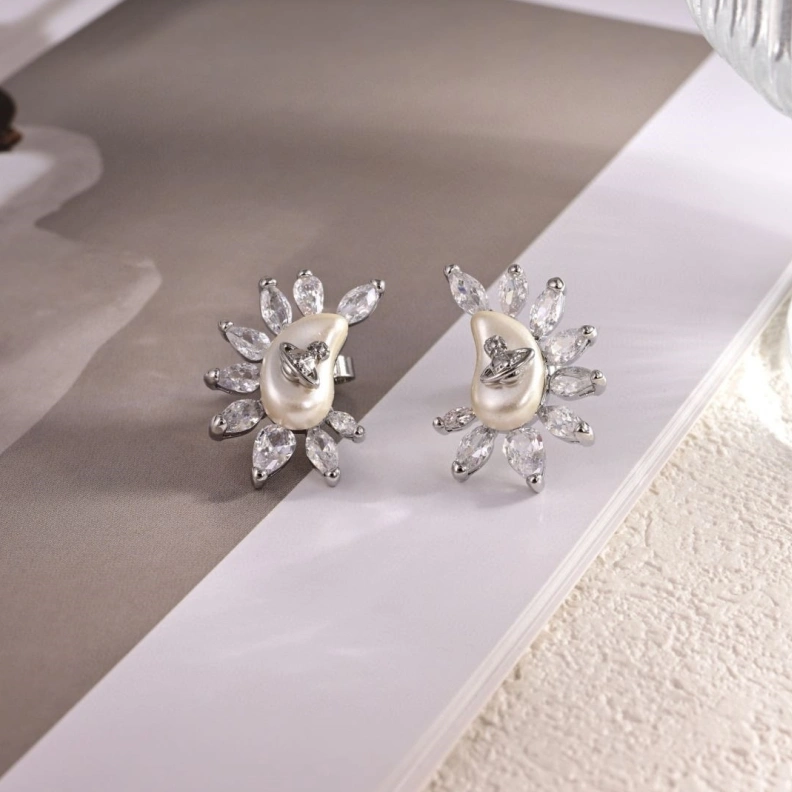 Elegant VIVENNE WESTWOOD 312520