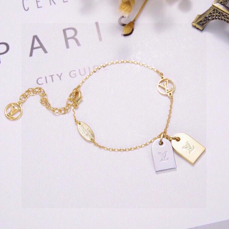Fashionable LX Bracelets 308717