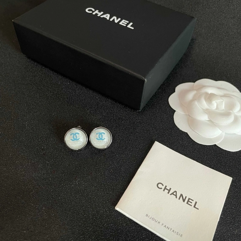 Sophisticated Chxnxl Earrings 284120