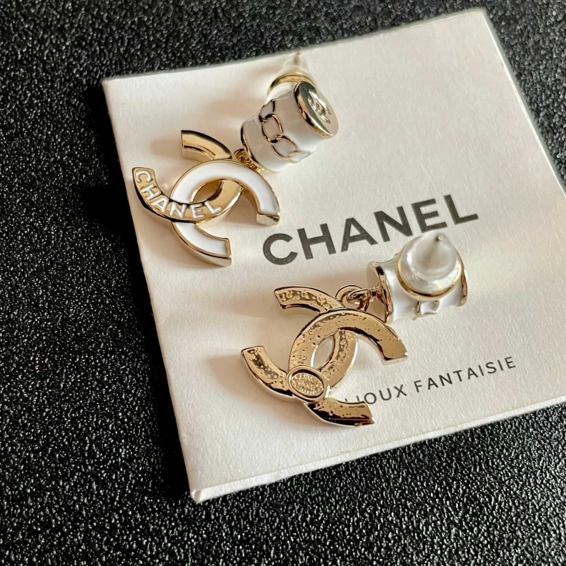 Elegant Chxnxl Earrings 284101