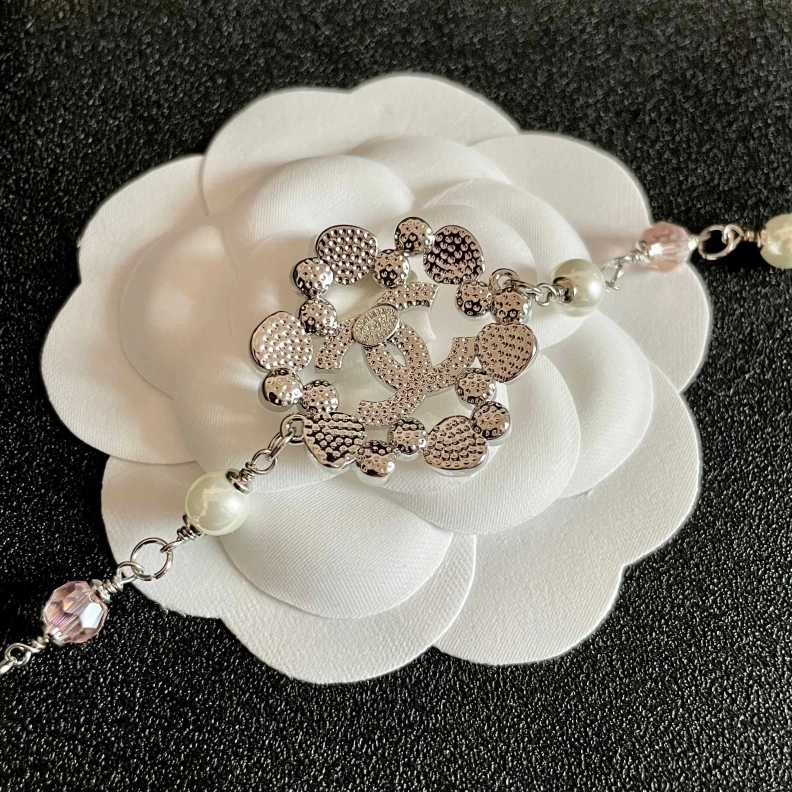 Stylish Chxnxl Necklaces 284868