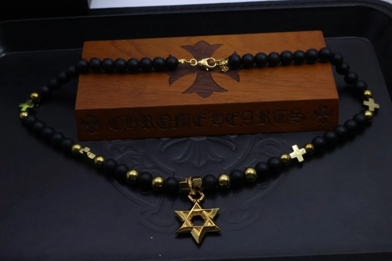 Trendsetting Chrxmx Hxxrts Necklaces 295852