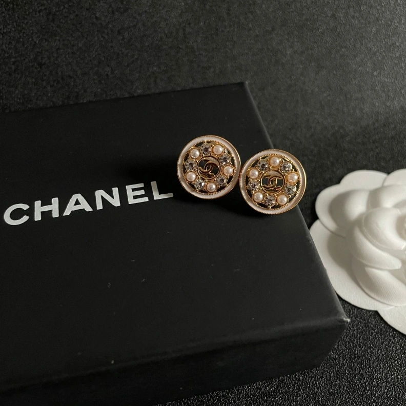 Resilient Chxnxl Earrings 287508