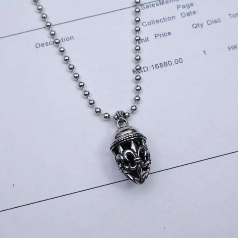 WellDesigned Chrxmx Hxxrts Necklaces 295858