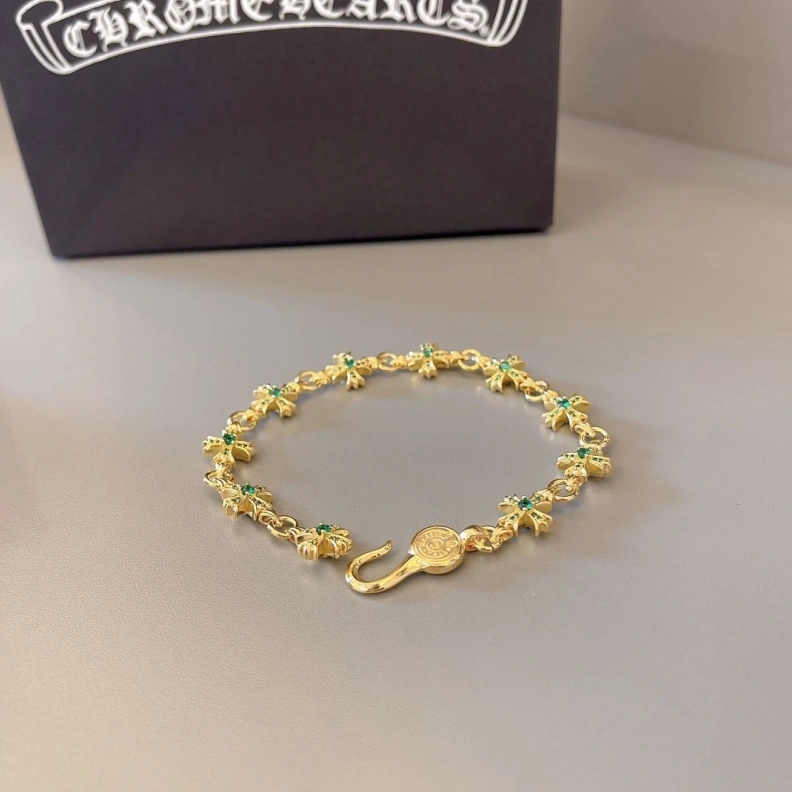 Resilient Chrxmx Hxxrts Bracelets 296372