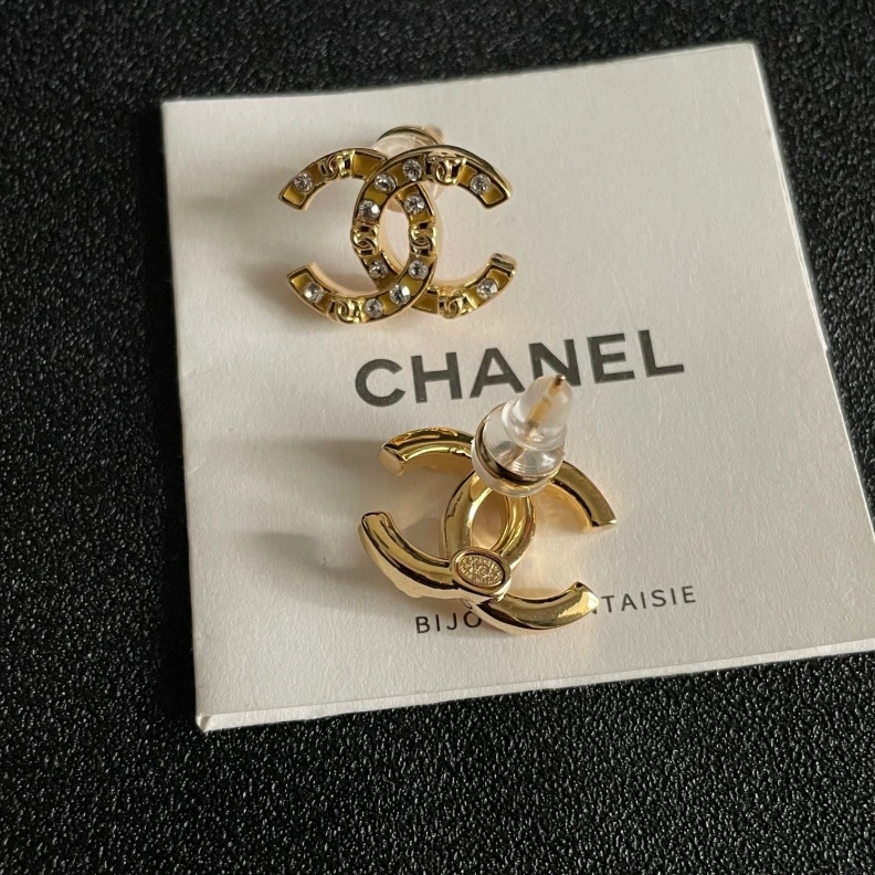 Sleek Chxnxl Earrings 287500