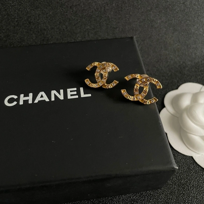 Sleek Chxnxl Earrings 287500