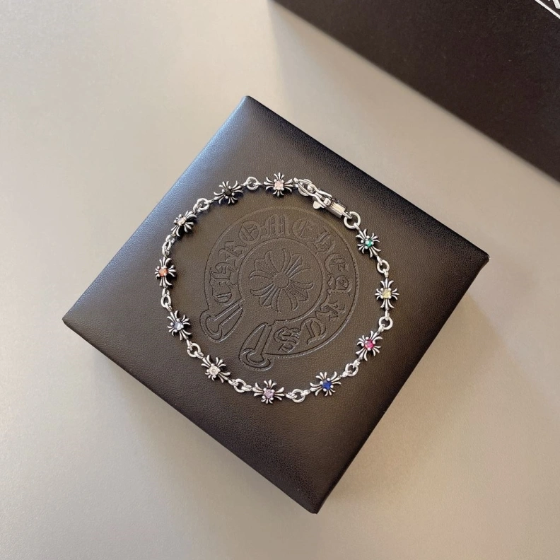 EyeCatching Chrxmx Hxxrts Bracelets 296365