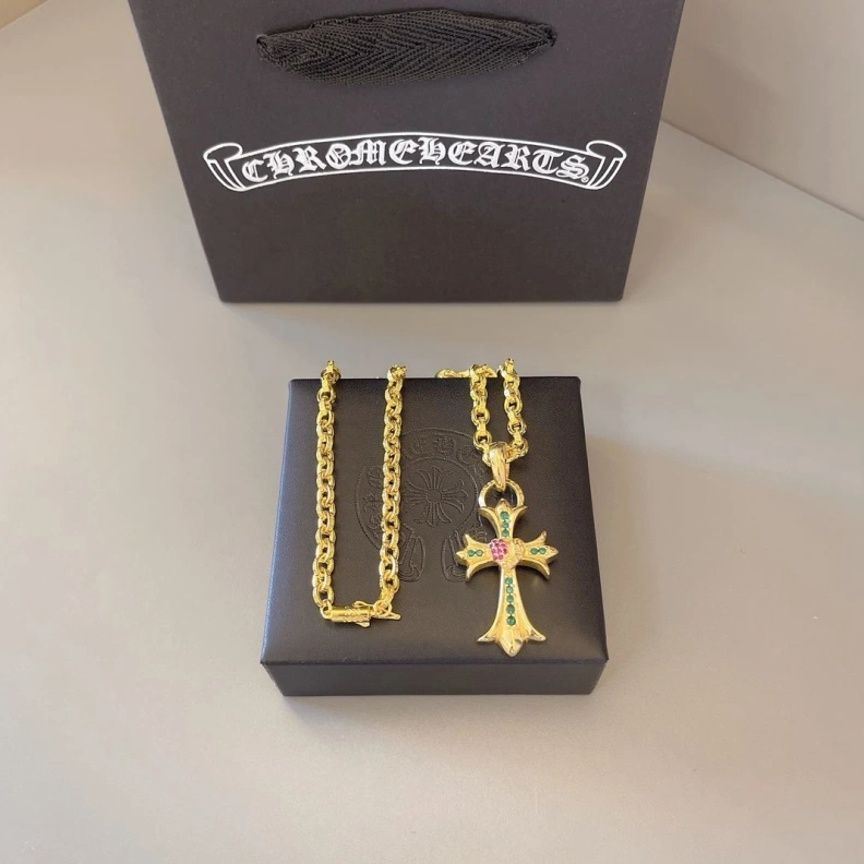 EasyMatch Chrxmx Hxxrts Necklaces 295851