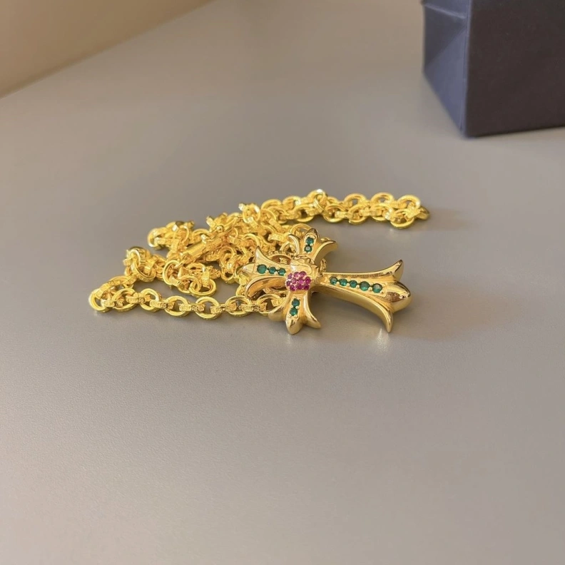 EasyMatch Chrxmx Hxxrts Necklaces 295851