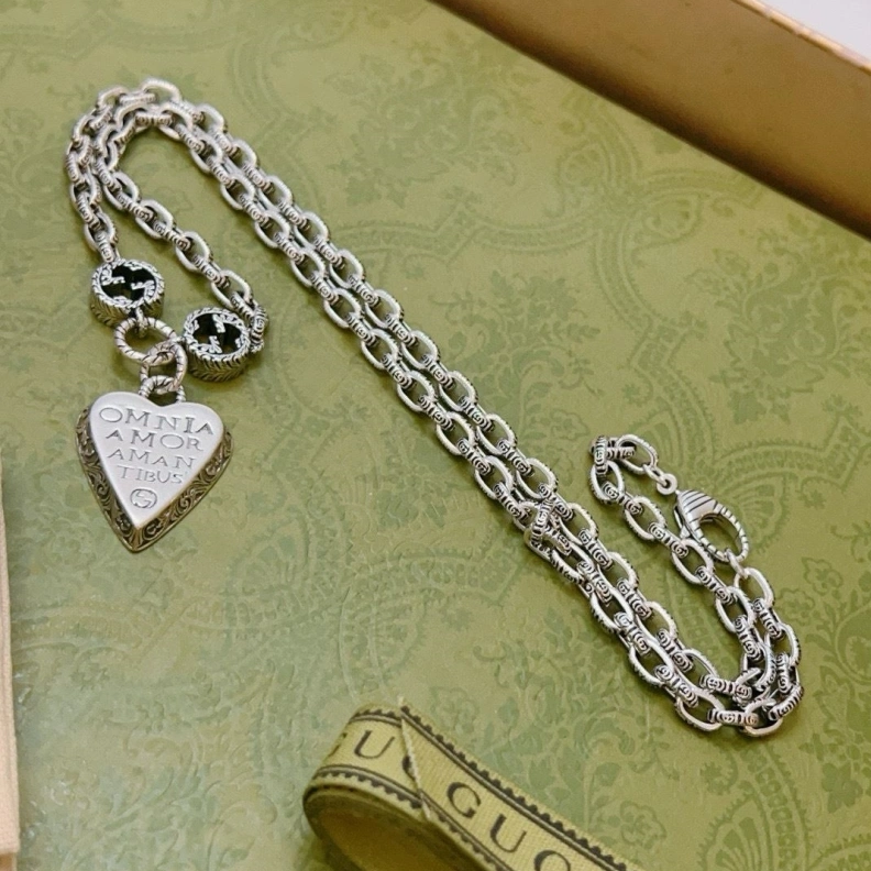 Gxccx Necklaces Affordable 301979