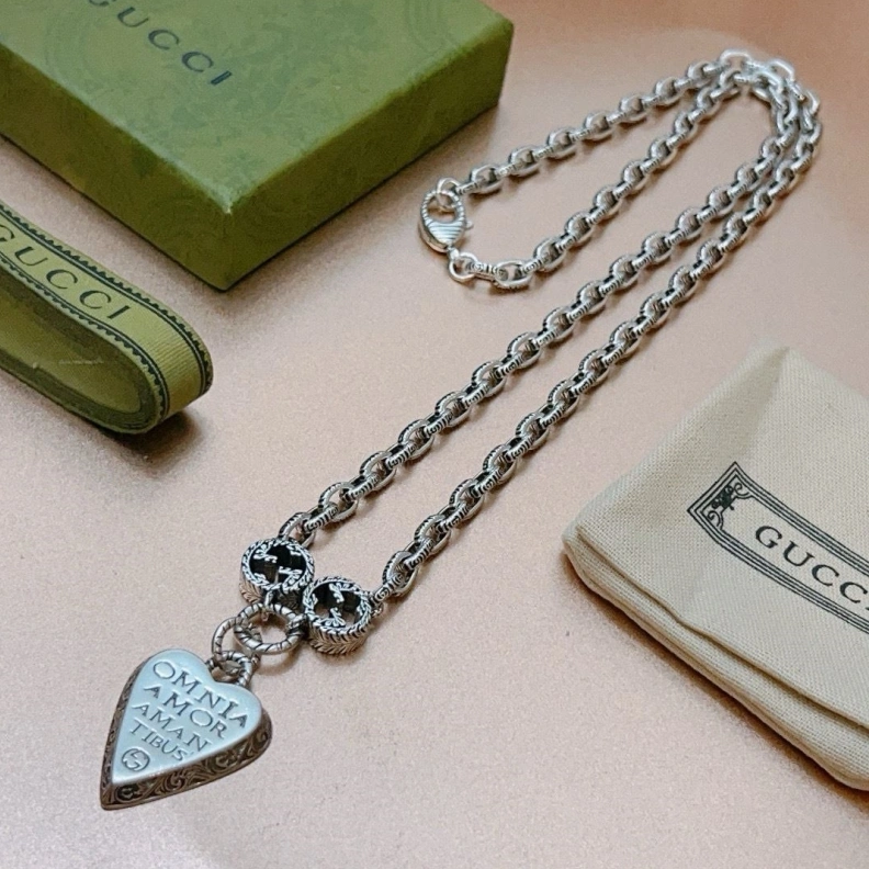 Gxccx Necklaces Affordable 301979