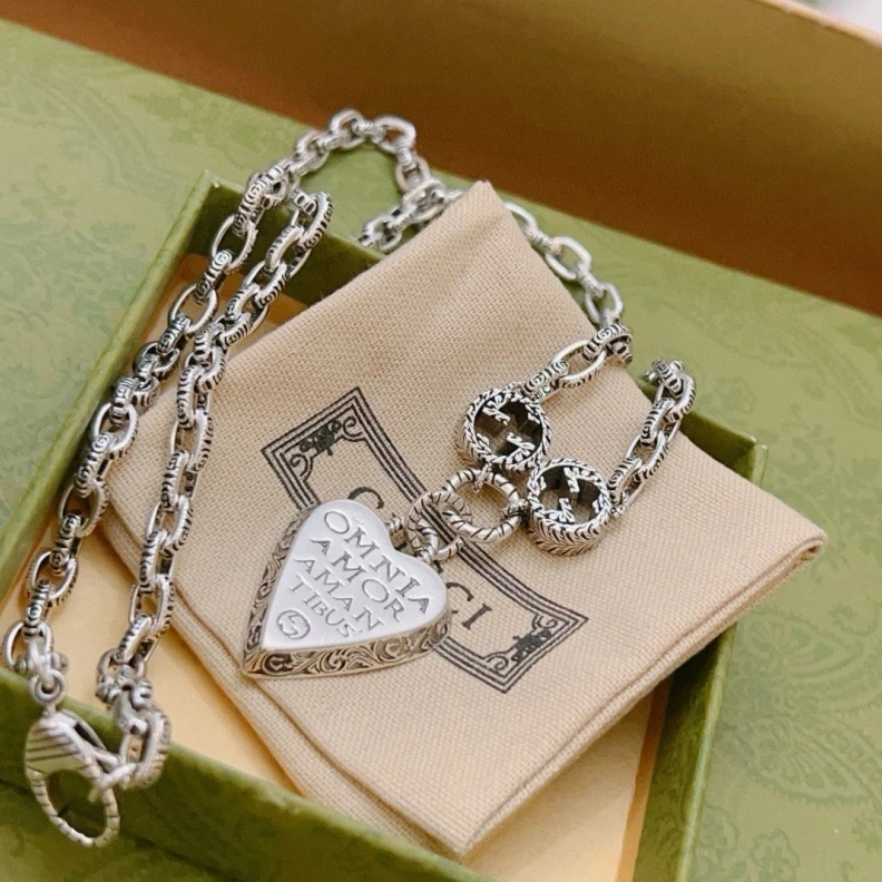 Gxccx Necklaces Affordable 301979