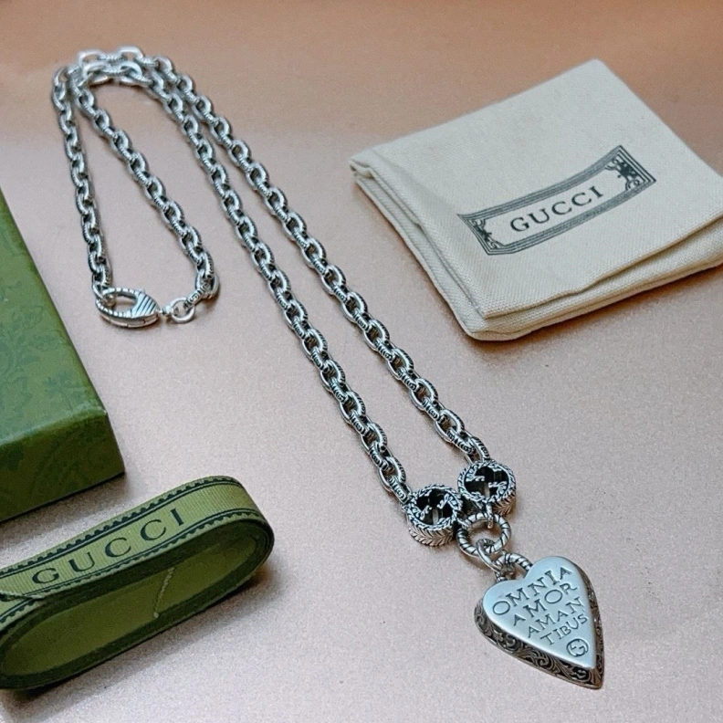 Gxccx Necklaces Affordable 301979