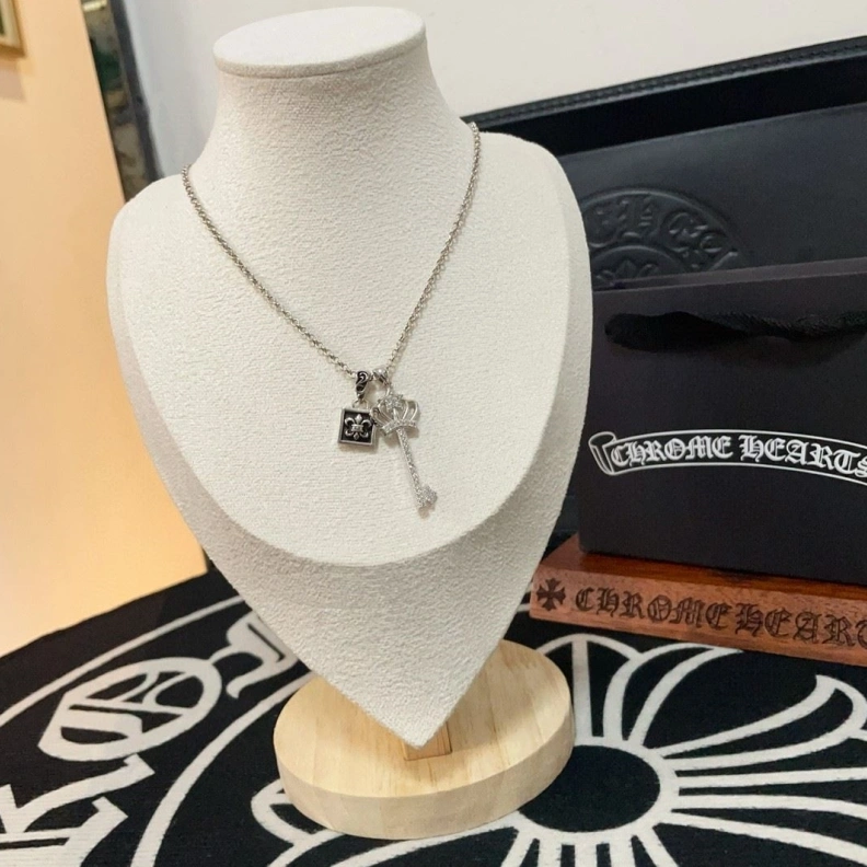 Chrxmx Hxxrts Necklaces Sleek 295840