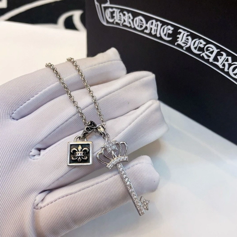 Chrxmx Hxxrts Necklaces Sleek 295840