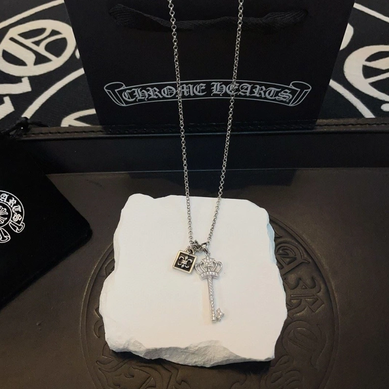 Chrxmx Hxxrts Necklaces Sleek 295840
