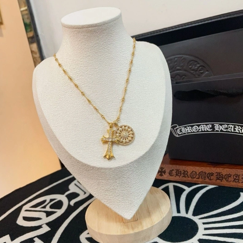 Durable Chrxmx Hxxrts Necklaces 295839
