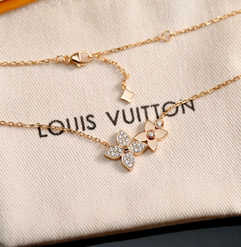 Durable LX Necklaces 308458