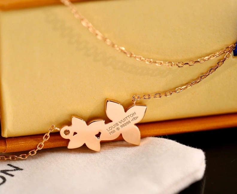 Durable LX Necklaces 308458