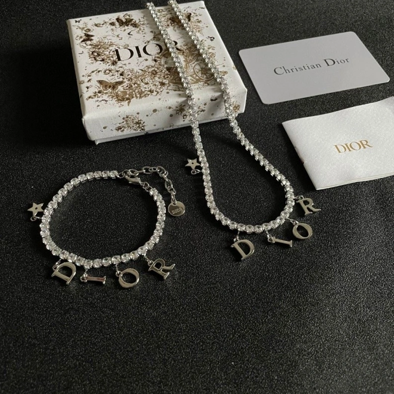 Christian Dxxr Bracelets EyeCatching 294635