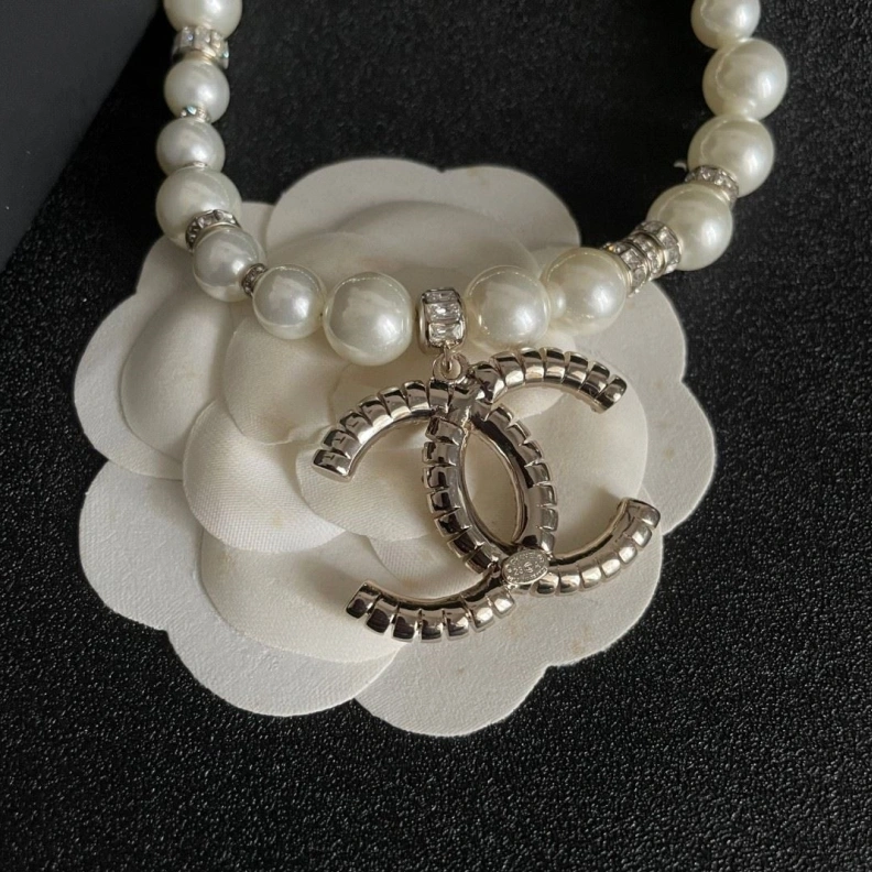 Unique Chxnxl Necklaces 286796