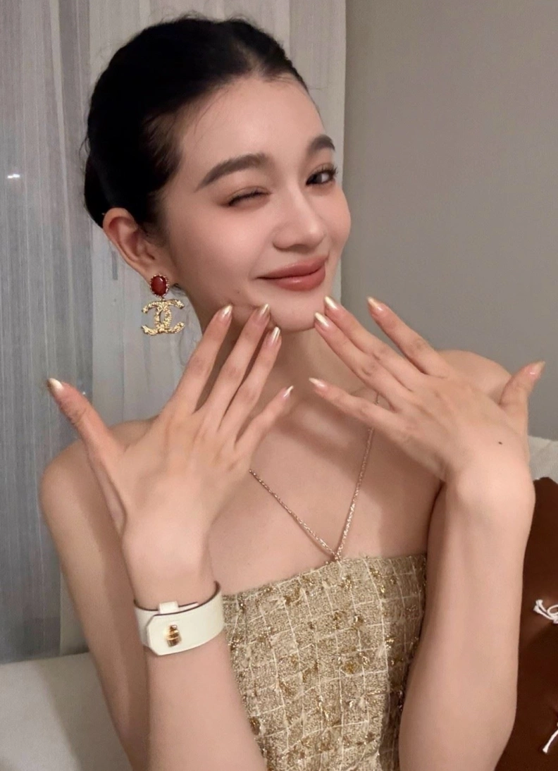 Chxnxl Earrings Breathable 285205