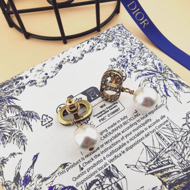 EyeCatching Christian Dxxr Earrings 293856
