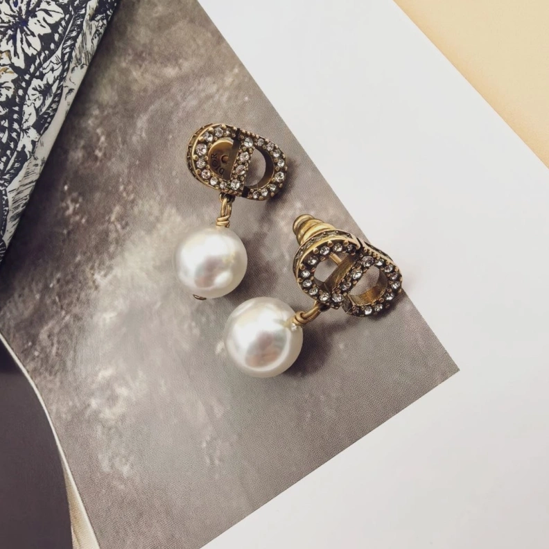 EyeCatching Christian Dxxr Earrings 293856