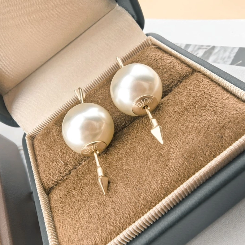 Christian Dxxr Earrings Bold 293853