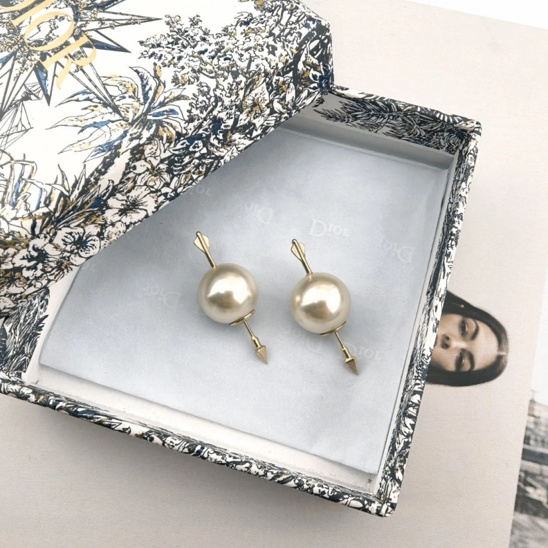 Christian Dxxr Earrings Bold 293853