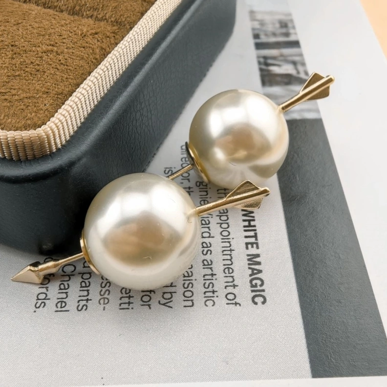 Christian Dxxr Earrings Bold 293853