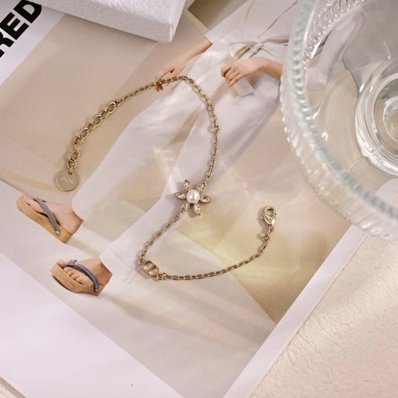 Christian Dxxr Necklaces Trendy 293712