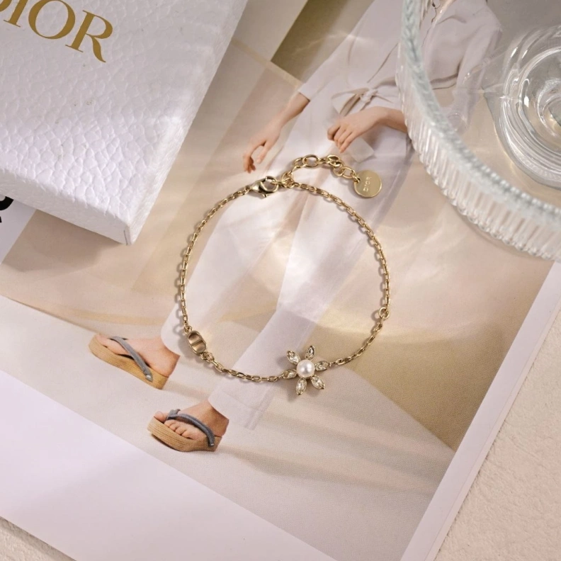Christian Dxxr Necklaces Trendy 293712