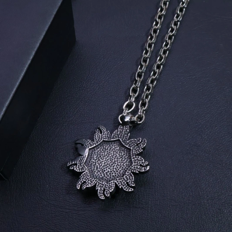 Chrxmx Hxxrts Necklaces Vibrant 295831