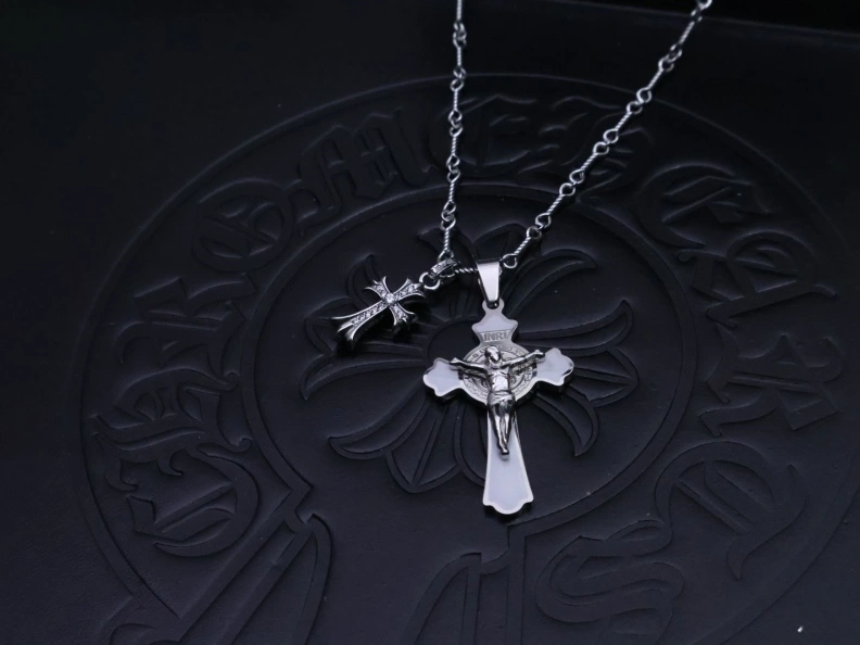 Chrxmx Hxxrts Necklaces Elegant 295819