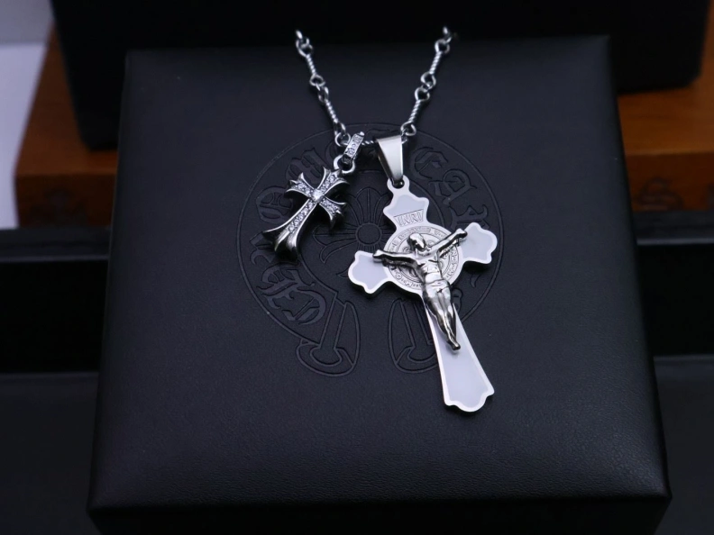 Chrxmx Hxxrts Necklaces Elegant 295819
