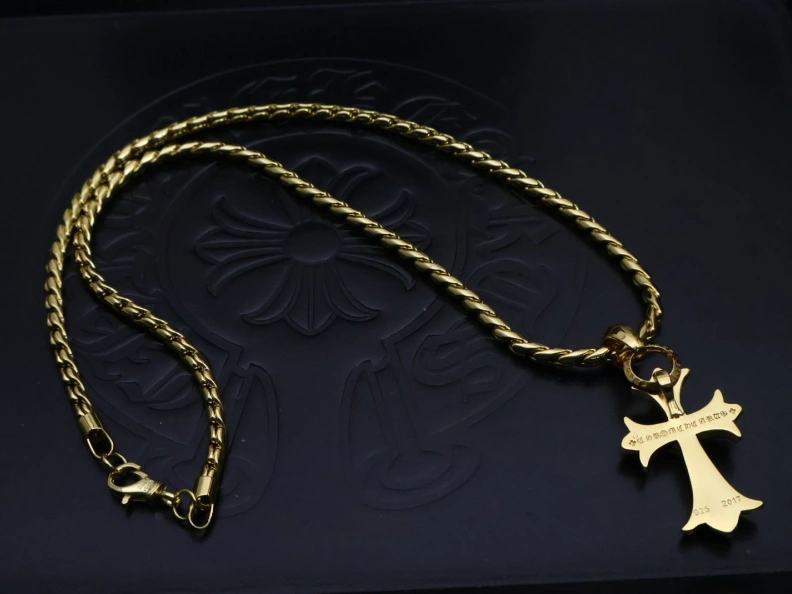 UrbanStyle Chrxmx Hxxrts Necklaces 295833