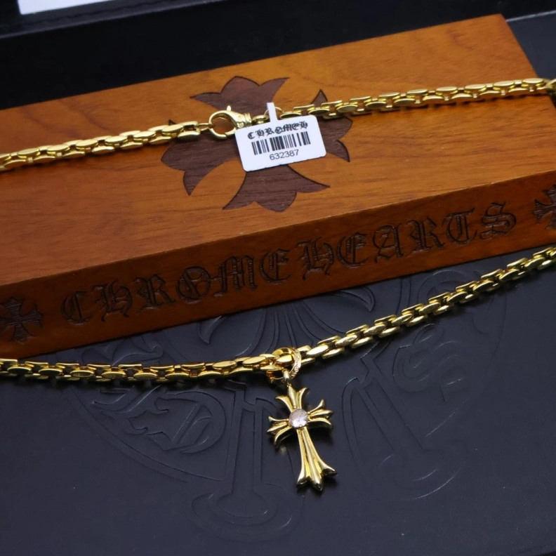 Chrxmx Hxxrts Necklaces DailyWear 295806