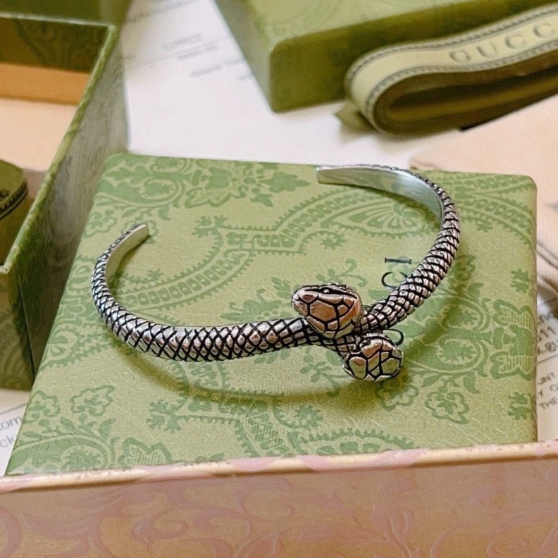 Popular Gxccx Bracelets 302299