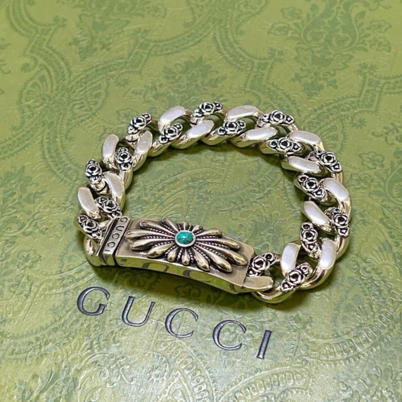 EyeCatching Gxccx Bracelets 302250
