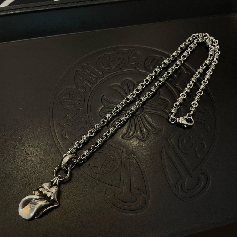 Vibrant Chrxmx Hxxrts Necklaces 295786