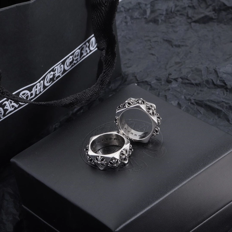 ModernLook Chrxmx Hxxrts Rings 297541