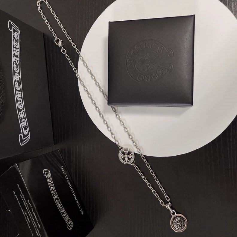 Cozy Chrxmx Hxxrts Necklaces 297876