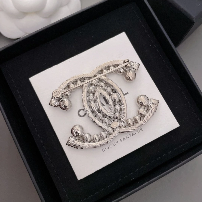 Reliable Chxnxl Brooches 284636