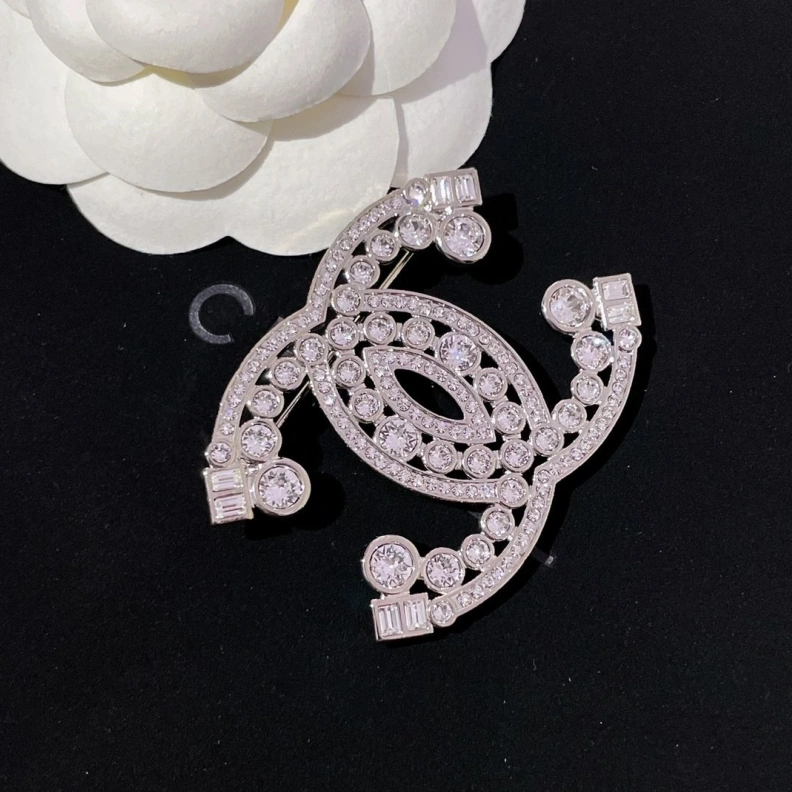 Reliable Chxnxl Brooches 284636