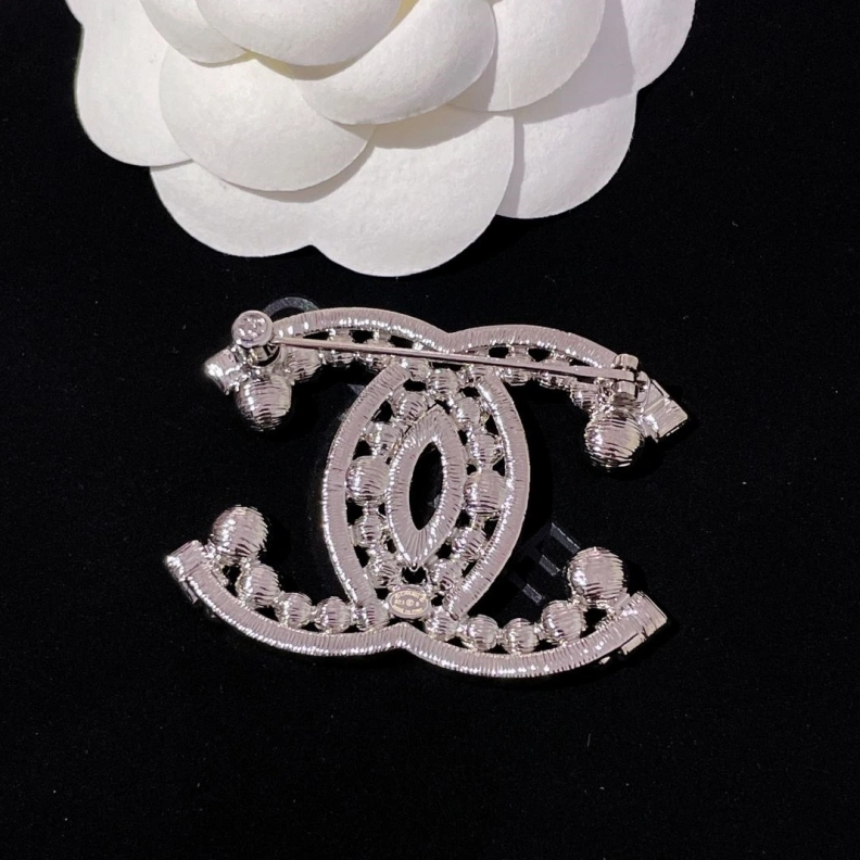 Reliable Chxnxl Brooches 284636