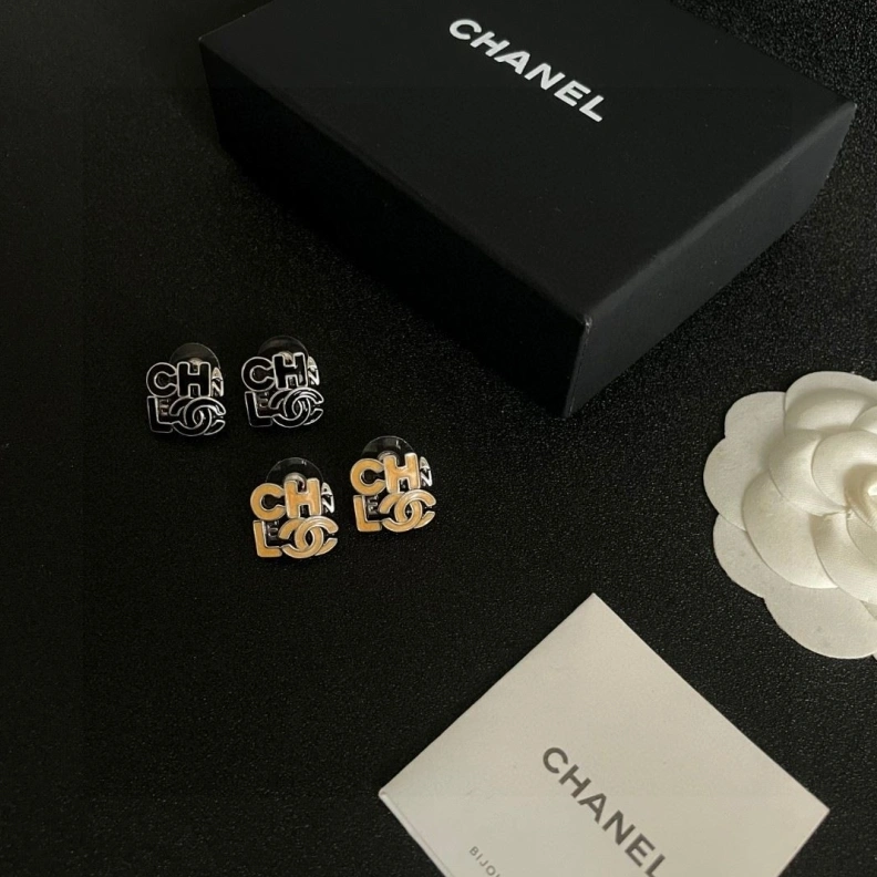 Comfortable Chxnxl Earrings 285206
